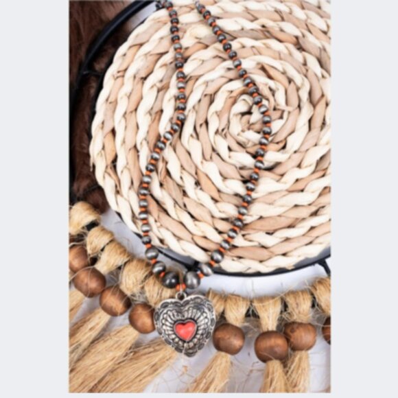 New Heart Pendant Necklace with Beaded Chain - Picture 1 of 3